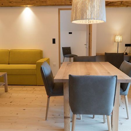 Ferienwohnung Huber unterm Baum Algund Zimmer foto