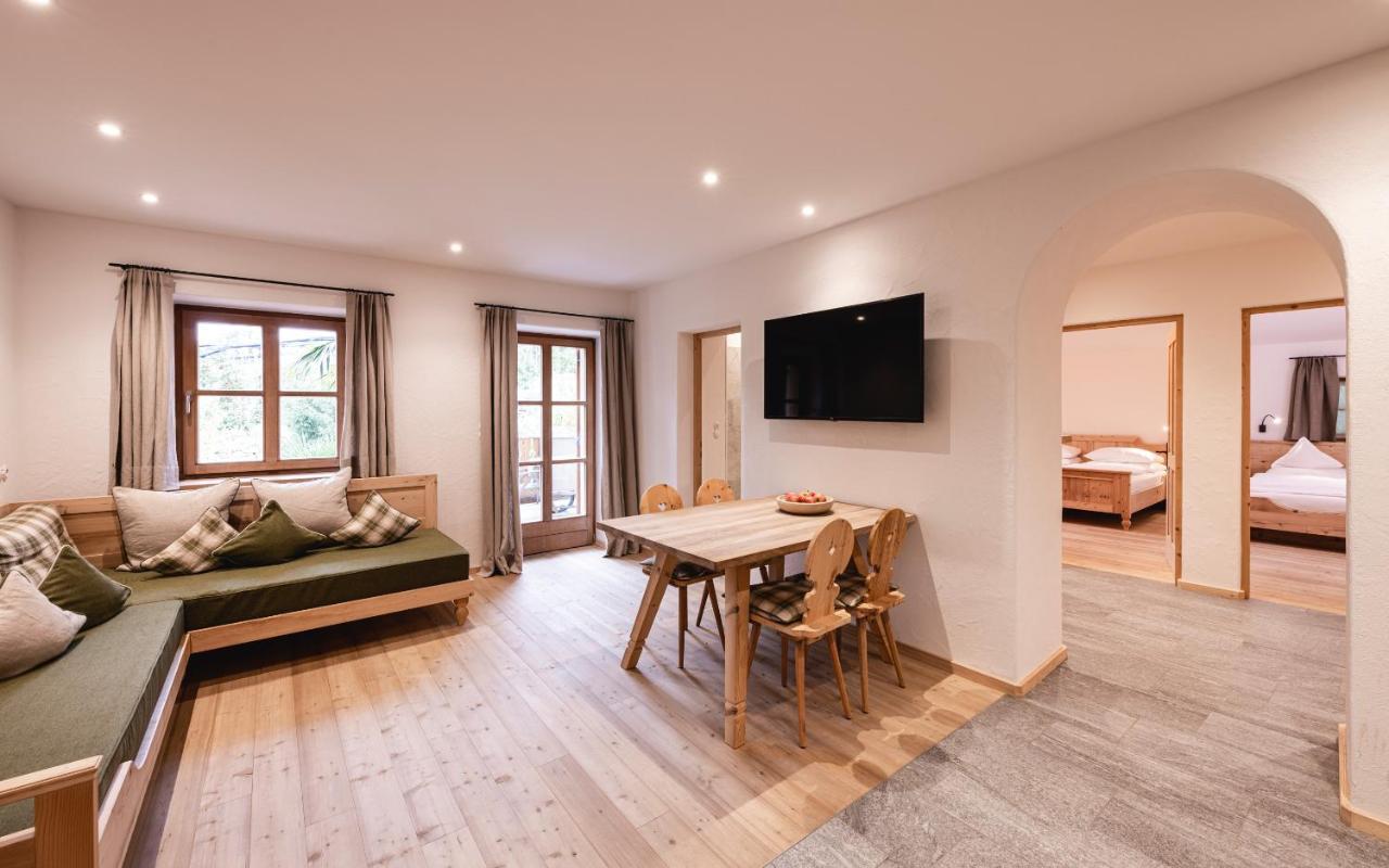 Ferienwohnung Huber unterm Baum Algund Zimmer foto