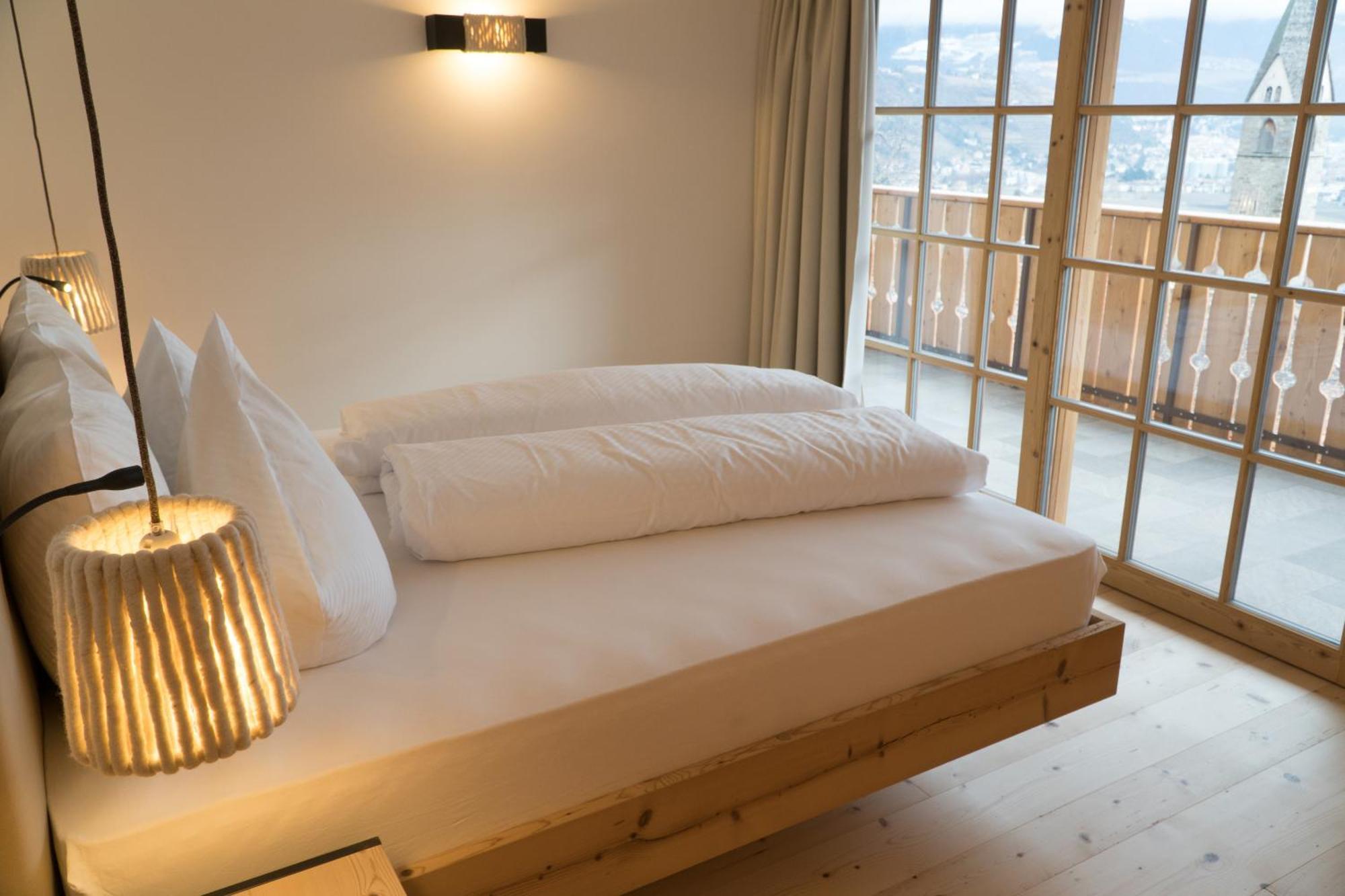 Ferienwohnung Huber unterm Baum Algund Zimmer foto
